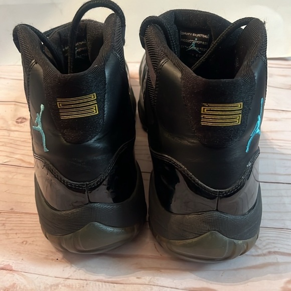 AIR JORDAN 11 XI RETRO USED SIZE 13.5 BLACK GAMMA BLUE VARSITY MAIZE main image 4